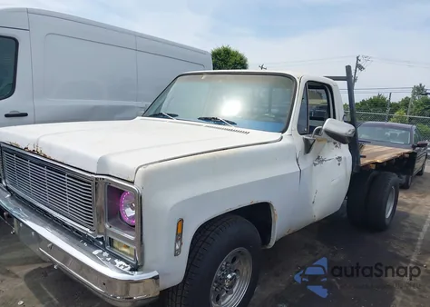 1979 Chevrolet C30 from USA, damaged, VIN CCT349B140268